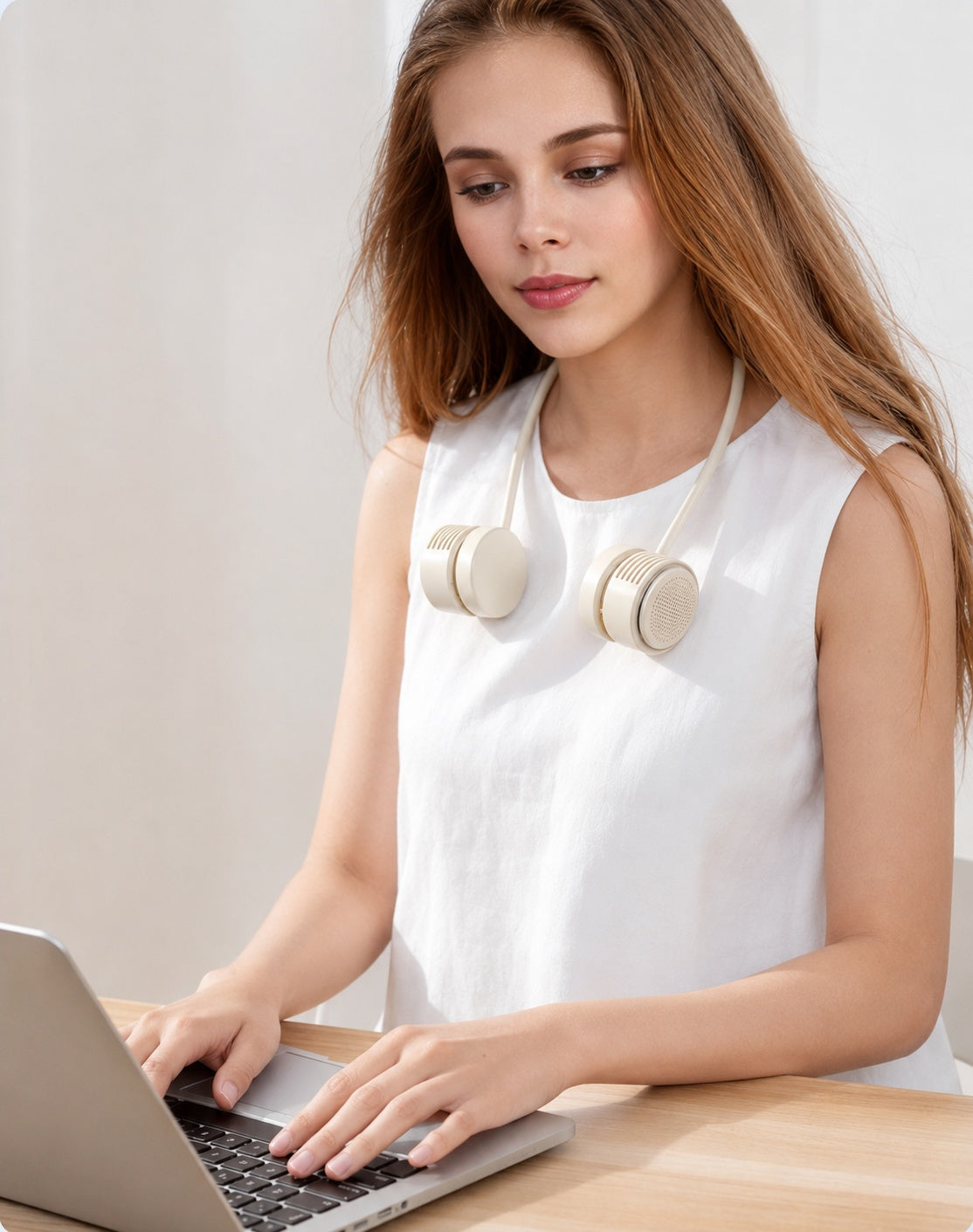 GoFlow™ Neck Fan